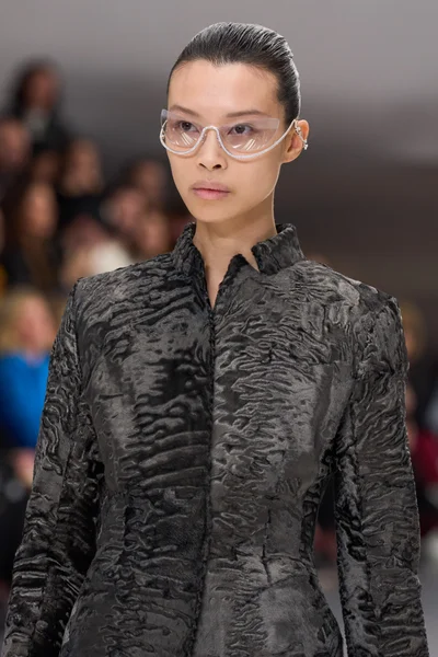 Look 45